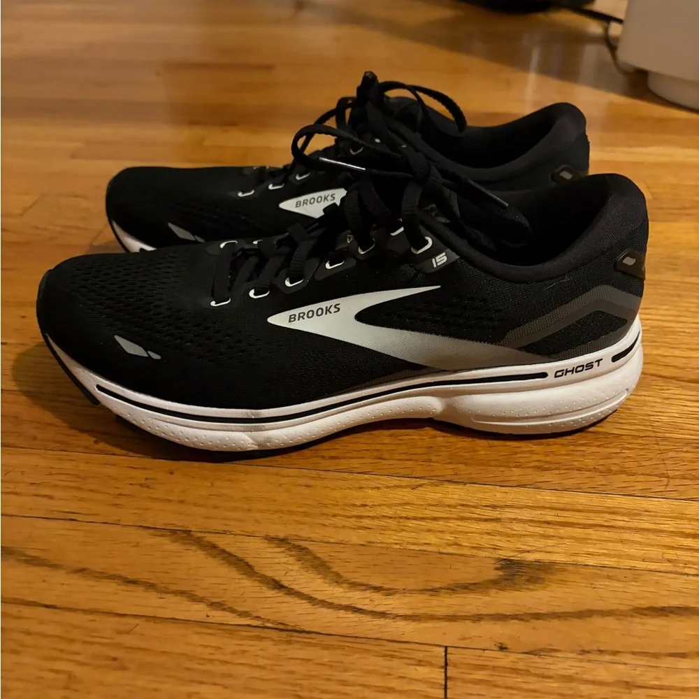 Brooks Ghost 15 Women’s Running Shoes - Picture 2 of 5